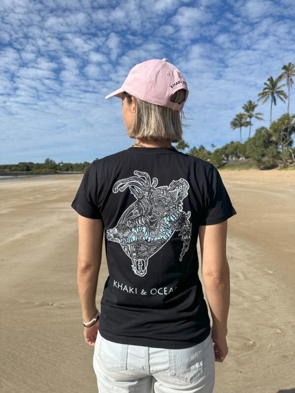 Slim Fit Turtle Shirt Black | khaki & ocean